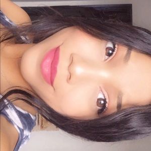 Meet your Posher, Makayla